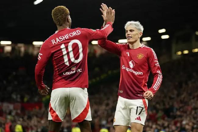  曼联新援安东尼爆发，双红会助攻拉什福德制胜  